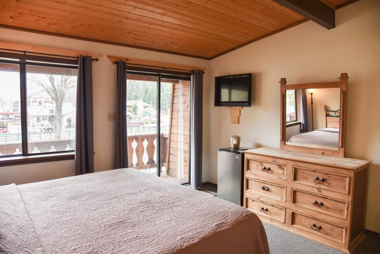 Alpine Lodge Red River Extérieur photo